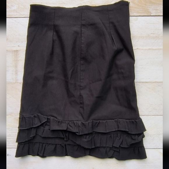 Juniors Charlotte Russe Ruffle Pencil Stretch Skirt Black Size Small - Picture 3 of 5